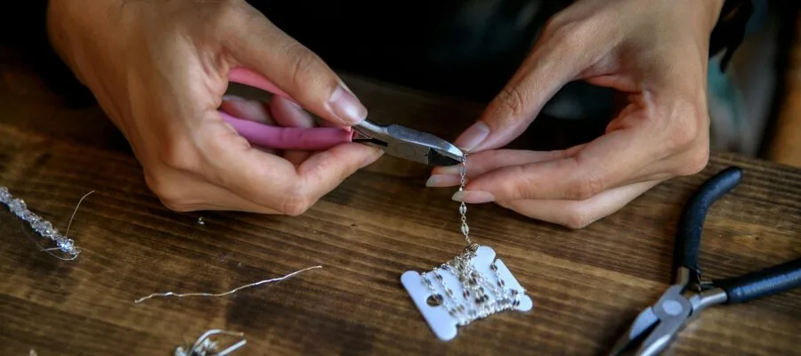 Using Tools while Making Handmade Jewellery